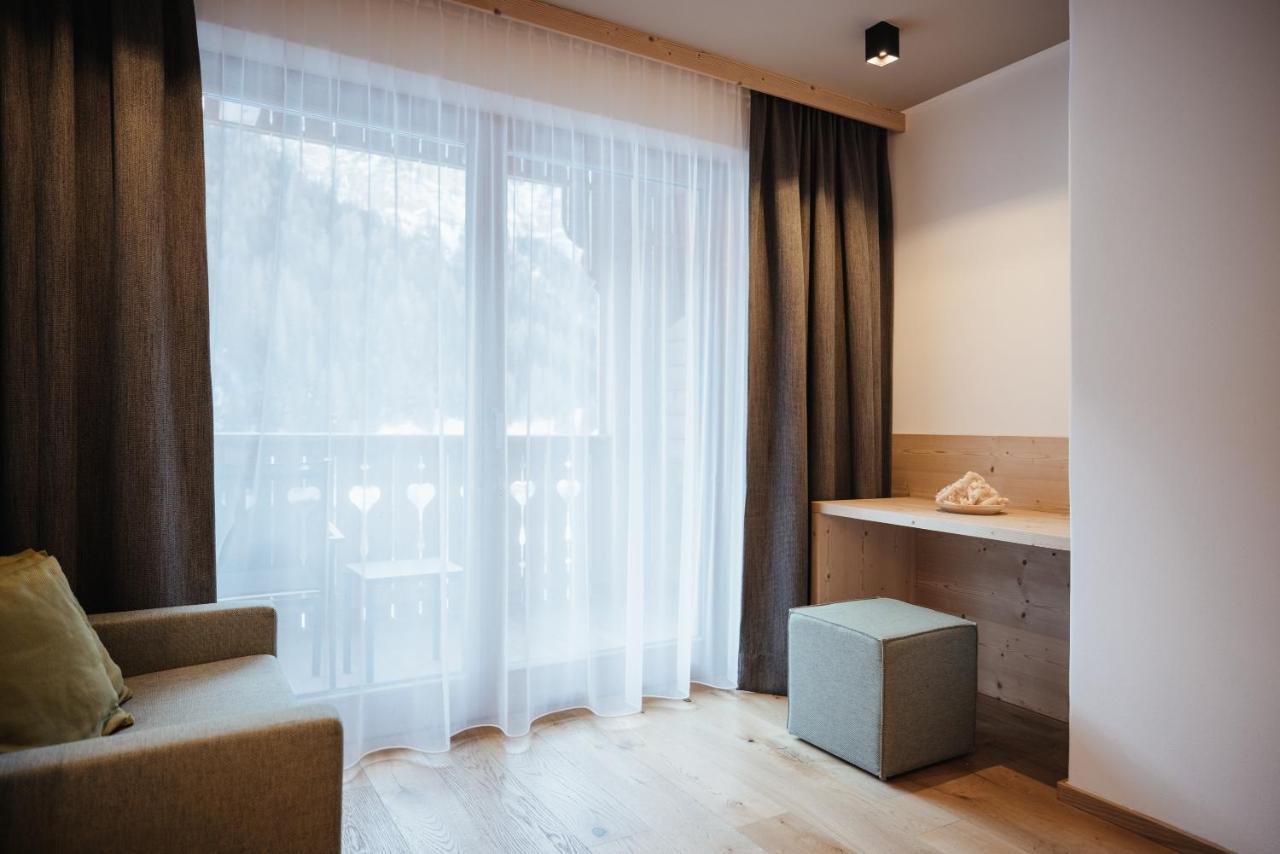 Berghotel Sanvi San Martino in Badia Bagian luar foto