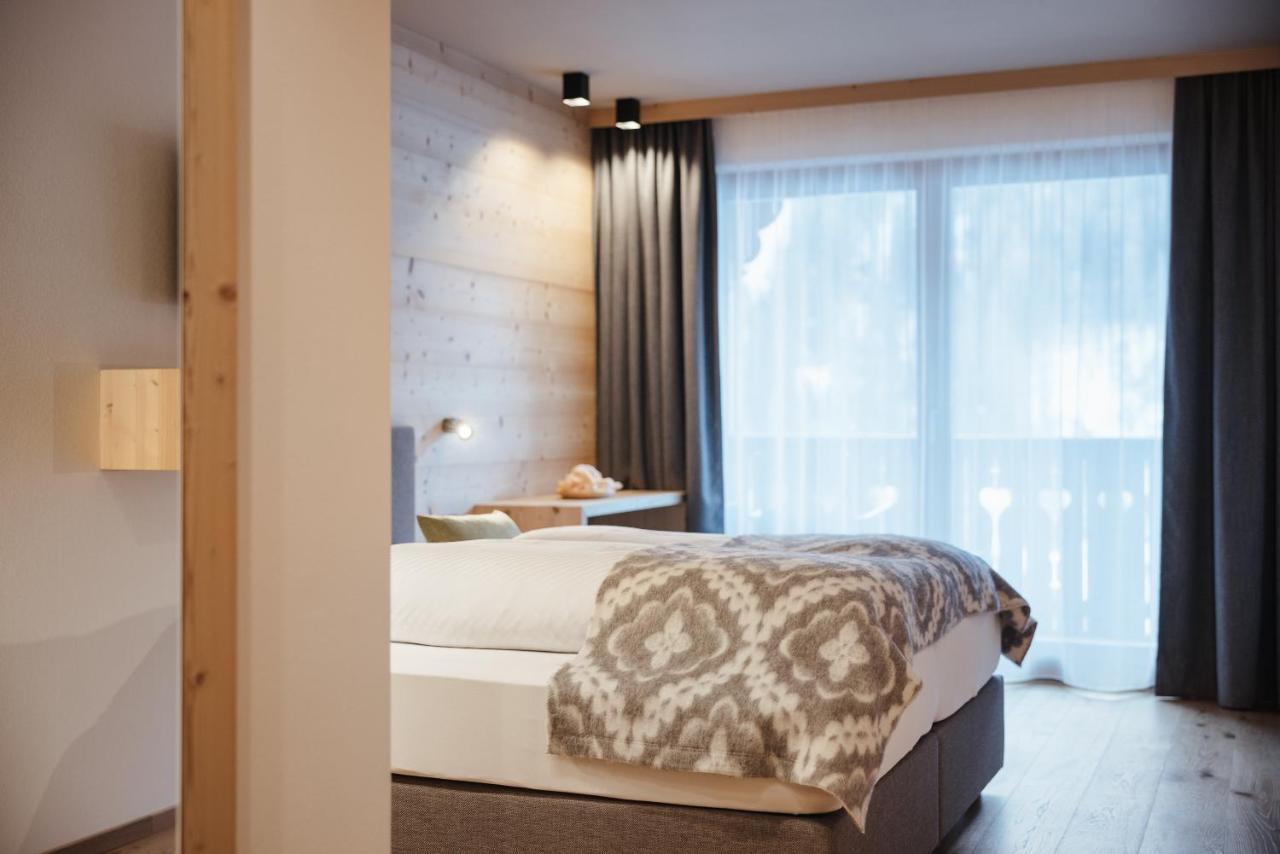 Berghotel Sanvi San Martino in Badia Bagian luar foto