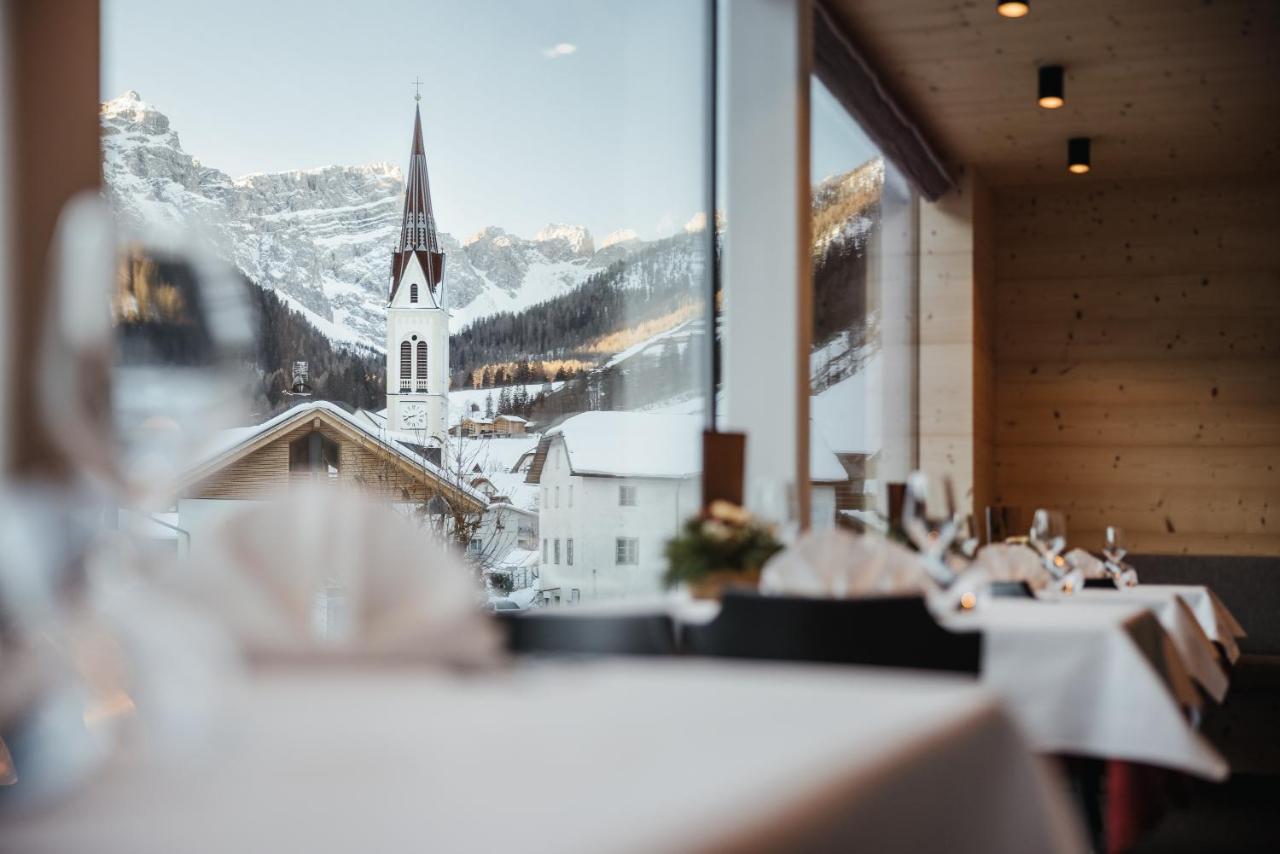 Berghotel Sanvi San Martino in Badia Bagian luar foto
