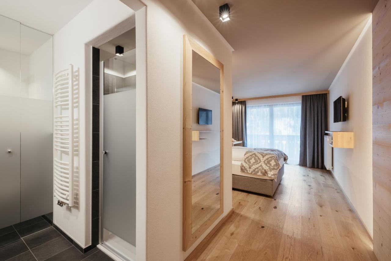 Berghotel Sanvi San Martino in Badia Bagian luar foto